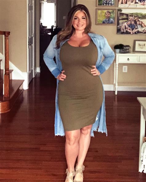 sexy curvy milfs|Hot curvy milfs Search